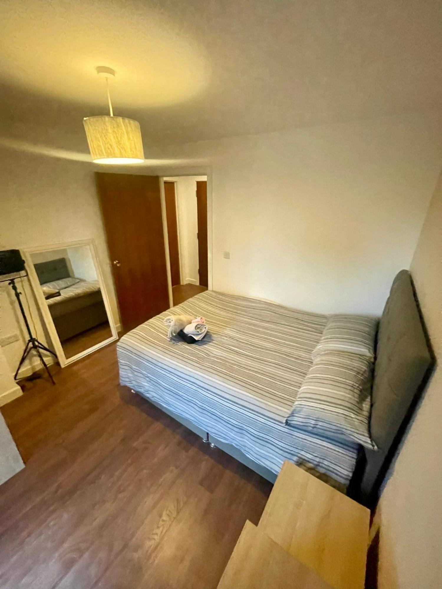 Homestay The Riverside Manchester